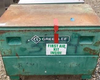 Located in: Carson City, NV
MFG Greenlee
Rolling Tool Chest
Size (WDH) 48"W x 30"D x 41"H
**Sold as is Where is**