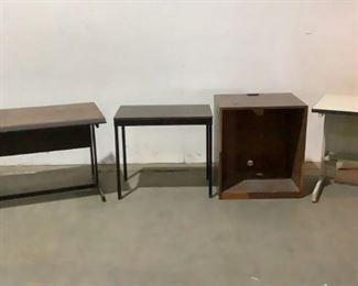 Located in: Chattanooga, TN
Assorted Desk
Sizes Range From:
26"W x 20"D x 30"H
47-1/2"W x 27"D x 27-1/2"H
**Sold As Is Where Is**