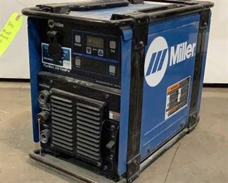 5 Image(s)
Located in: Chattanooga, TN
MFG Miller
Ser# MH210066G
Non-Working Welder
**Sold as is Where is**
Marked As Bad