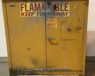 Located in: Chattanooga, TN
MFG Se-Cur-All
Model A230
Fire Safe Cabinet
Size (WDH) 43"W x 18"D x 44"H
**Sold As Is Where Is**