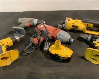 Located in: Chattanooga, TN
Assorted Power Tools
(2) DeWalt Drill **Tested Works**
DeWalt Cut Off Tool **Tested Works**
DeWalt Battery **Tested Works**
Porter Cable **Unable To Test**
Corded Milwaukee Impact Wrench **Tested Works**
**Sold As Is Where Is**