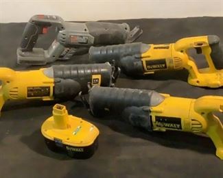 Located in: Chattanooga, TN
18 V Reciprocating Saws
(2) DeWalt Reciprocating Saws **Tested Works**
(1) DeWalt Reciprocating Saw **Does Not Work**
(1) DeWalt Battery **Tested Works**
(1) Porter Cable Reciprocating Saw **Unable To Test**
**Sold As Is Where Is**