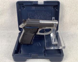Serial - DAA282945
Mfg - Beretta 3032 Tomcat
Model - 32 Auto
Barrel - 2.5"
Magazines - 1
Type - Pistol
Located in Chattanooga, TN
Condition - 3 - Light Wear
This lot contains a Beretta 3032 Tomcat chambered in 32 Auto. This firearm is close to like new in box but does show very little wear. Comes in original manufacturers box.

**Dayton PD search and seizure firearm**