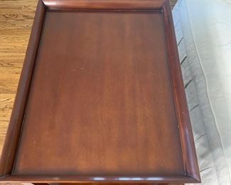 Vintage 2 tiered side table/tea table measures 31" x 23" x 25.5