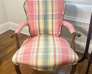 Pair of vintage plaid chairs. Each chair measures 25" x 19" x 35"