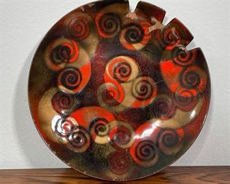 PAINTED ENAMELED ASHTRAY | some losses; dia. 6 in. 