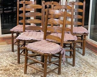 (6pc) ANTIQUE OAK LADDER BACK CHAIR | turned finials and rush seats, great condition; h. 43 x 19 x 20 in.