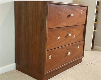 DREXEL MID CENTURY THREE DRAWER CHEST | porcelain knob pulls; 30 x 30 x 18 in.; with hockey player stickers could be cleaned off