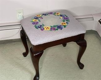 REPRODUCTION NEEDLEPOINT STOOL | h. 19 x 20 x 17 in.