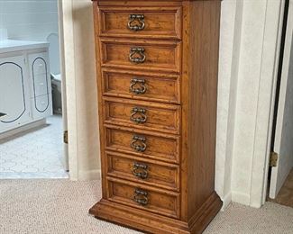 OAK SEMANIER CHEST of DRAWERS | seven drawers; h. 47 x 24 x 17 in.