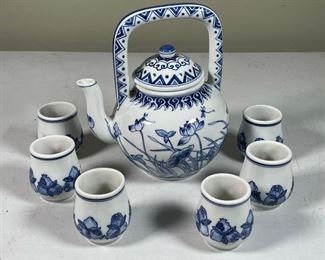 BLUE & WHITE CERAMIC TEA SET | having a teapot with six cups