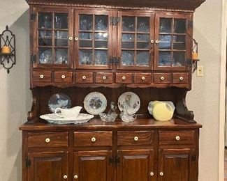 Ethan Allen China Cabinet