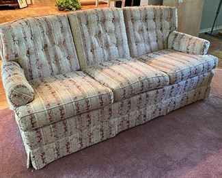 Nice Vintage 3 Cushion Sofa in Great Condition 
