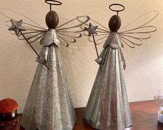 cute angels for year round display 