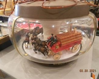 Budweiser/Clydesdale beer light