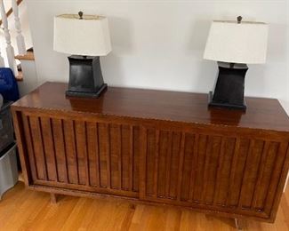 ROOM AND BOARD BUFFET TV CREDENZA