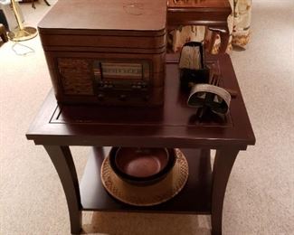 T Old Radio and Stereopticon