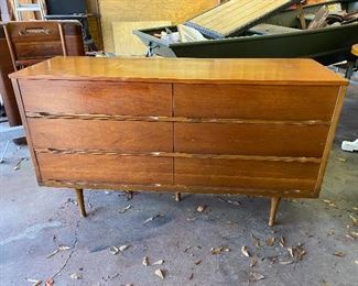 Mid-Century Modern dresser (has a mirror also) THIS WILL BE SOLD AS A BEDROOM SET which includes a matching headboard, footboard, chest of drawers & bedside table. 