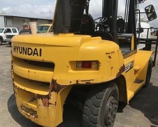 Hyundai Hyster forklift