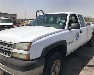  2005 3 QTR. Chevy Truck Tool Boxes