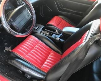 1992 Inside Mustang