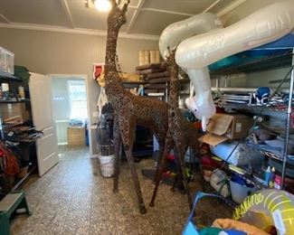 tall yard giraffe