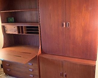 BID ITEMS: L  Danish Modern Borge Mogensen for Soborg Mobler 2pc. Drop-down Teak Secretary, adjustable shelves and key. Measures: Just under 6' height, 31.25" width and 18" depthR: Danish Modern Borge Mogensen for Soborg Mobler 2pc. Bookshelf/cabinet w/.  adjustable shelves and 2 keys Just under 6' in height, 39.5" width, 18" depth