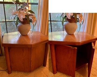 Lane hexagon table, excellent vintage condition