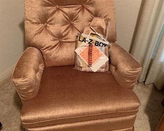 Vintage Gold La-Z Boy recliner in excellent condition w/ extra fabric, like new
