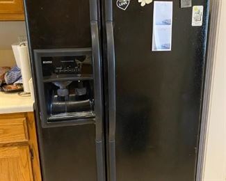 Kenmore Side by Side Black Refrigerator - Working