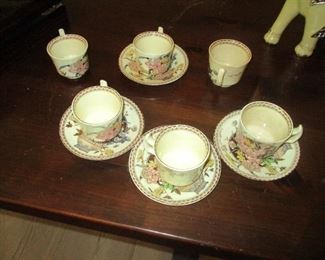 CLARICE CLIFF cups and saucers