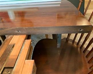 #2	Pine dining table with 3 leaves , table pads and 6 chairs 60-96x40x29	 $275.00 
