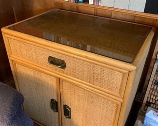 #14	Wicker/Rattan End Table w/1 drawer & 2 doors (1 shelf)  30x20x30	 $75.00 

