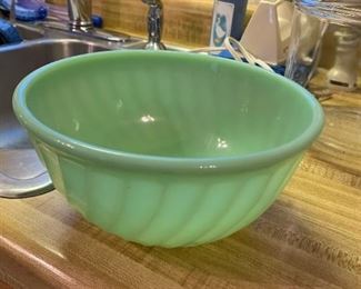 #47	Jadite Mixing Bowl Fireking 8" Swirl Pattern	 $20.00 
