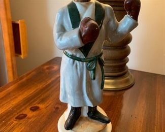 #101	La Vie En Rose Music Box of Boxer in Robe	 $20.00 
