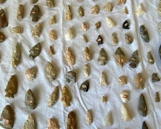 Collection of arrowhead 130 arrow head and other items 275.00:for the whole collection