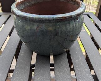 Pottery planter