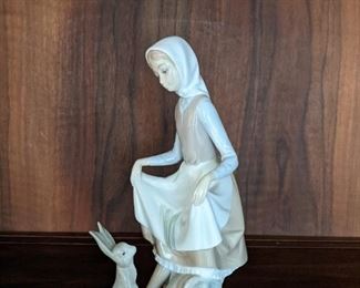 Lladro Girl with Rabbit