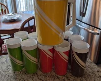 MCM kitchen and entertaining, Thermo Serv pitcher, green, red and brown tumblers