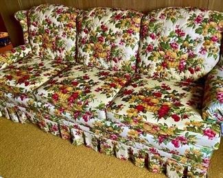 Vintage Floral Couch Set