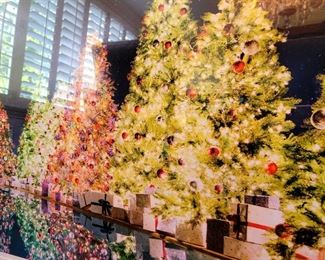 "Poolside Holiday" (40)