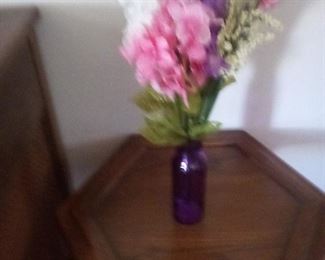 5. VASE WITH SIK FLOWERS $8
