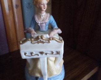 24. LADY MUSIC BOX $8