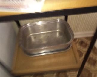 118. roasting pan and lid $10