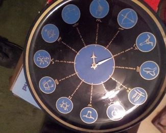 137. vintage clock $15