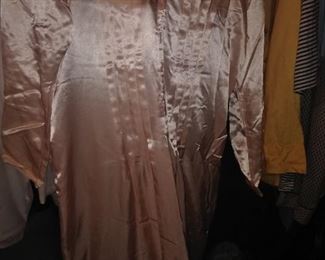 185. VINTAGE SATIN GOWN $10