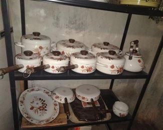 204. SET OF ENAMEL WARE 12 PIECES PLUS BOWL SET $125 ALL ARE NEW EXCEPT 1 SMALL POT