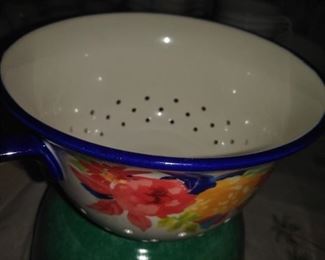 214. SMALL CALENDAR $10