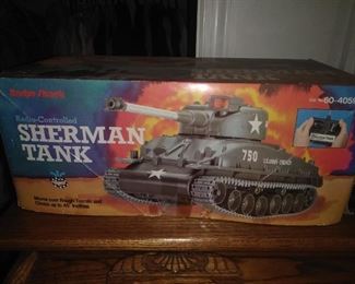 101. Radio shack  new in box      vintage tank  $50