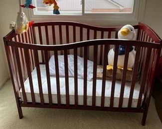 Like new crib with convertible toddler guard rail